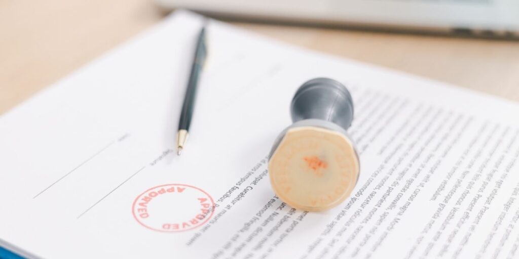 Common Legal Pitfalls Singapore Entrepreneurs Must Avoid When Starting a Business