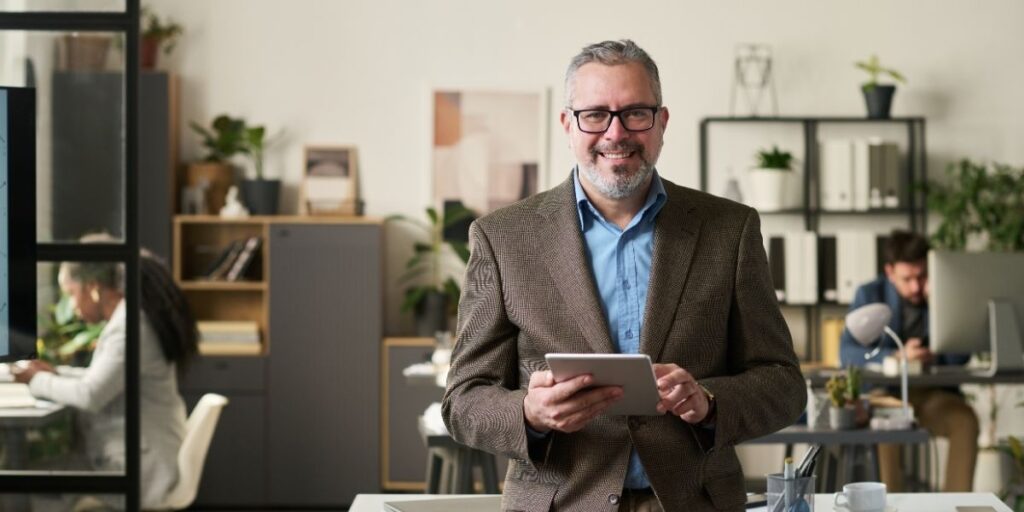 Holding Companies in Singapore: Benefits, Setup & Compliance (2026 Guide)